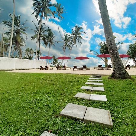 Akurala Beach Boutique Resort Bagian luar foto