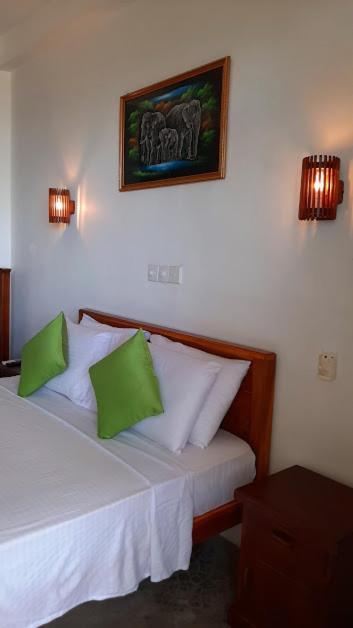 Akurala Beach Boutique Resort Bagian luar foto